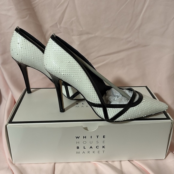 White House Black Market Two-Tone Heels - Picture 3 of 11